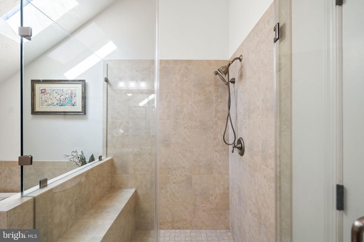 5755 HUNTON WOOD DR, BROAD RUN, Virginia 20137, 4 Bedrooms Bedrooms, ,3 BathroomsBathrooms,Residential,For sale,5755 HUNTON WOOD DR,VAFQ2020600 MLS # VAFQ2020600