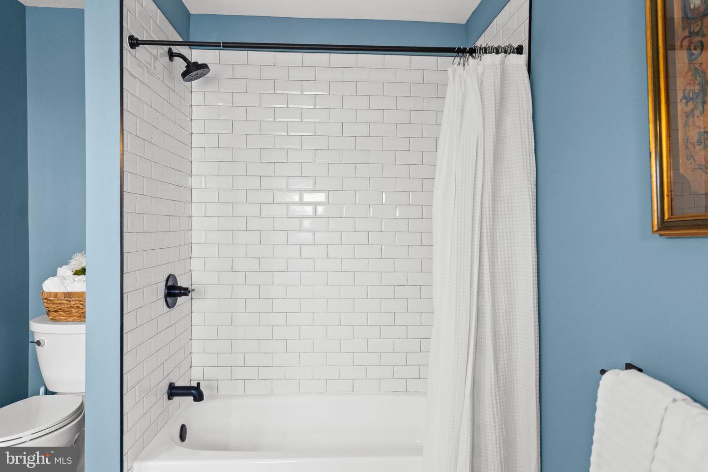 5755 HUNTON WOOD DR, BROAD RUN, Virginia 20137, 4 Bedrooms Bedrooms, ,3 BathroomsBathrooms,Residential,For sale,5755 HUNTON WOOD DR,VAFQ2020600 MLS # VAFQ2020600