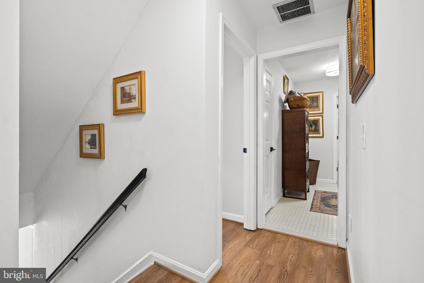 5755 HUNTON WOOD DR, BROAD RUN, Virginia 20137, 4 Bedrooms Bedrooms, ,3 BathroomsBathrooms,Residential,For sale,5755 HUNTON WOOD DR,VAFQ2020600 MLS # VAFQ2020600