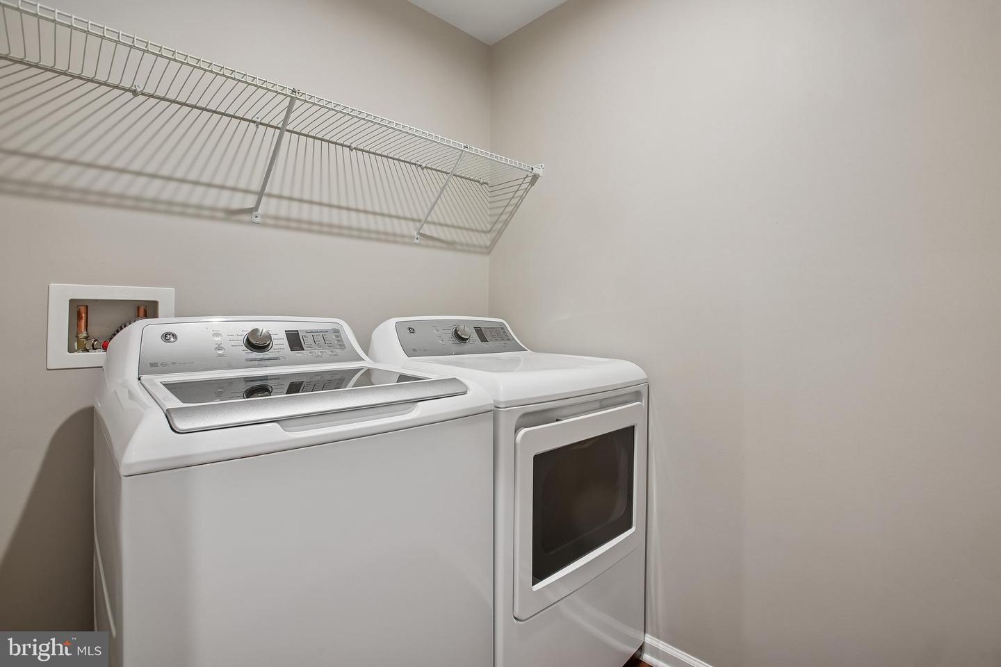 12841 HOADLY MANOR DR DR, MANASSAS, Virginia 20112, 4 Bedrooms Bedrooms, ,4 BathroomsBathrooms,Residential,For sale,12841 HOADLY MANOR DR DR,VAPW2112700 MLS # VAPW2112700