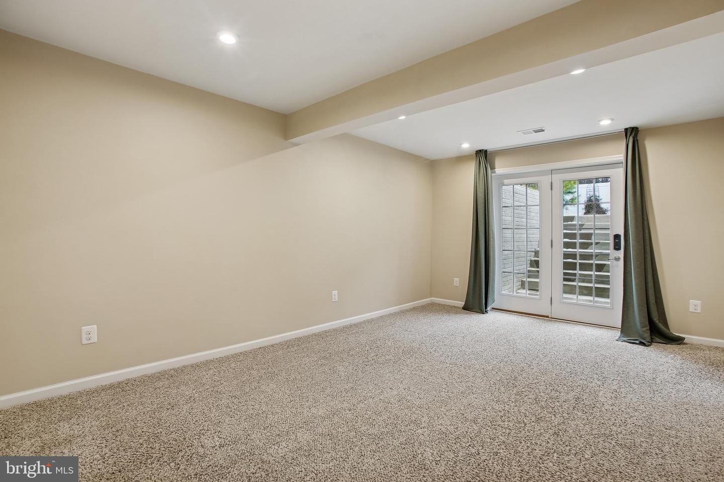 12841 HOADLY MANOR DR DR, MANASSAS, Virginia 20112, 4 Bedrooms Bedrooms, ,4 BathroomsBathrooms,Residential,For sale,12841 HOADLY MANOR DR DR,VAPW2112700 MLS # VAPW2112700