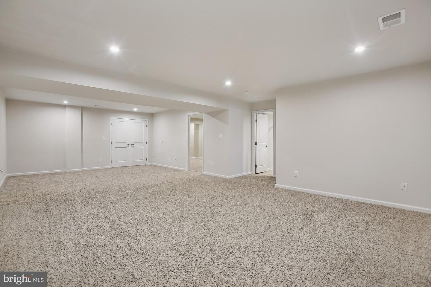 12841 HOADLY MANOR DR DR, MANASSAS, Virginia 20112, 4 Bedrooms Bedrooms, ,4 BathroomsBathrooms,Residential,For sale,12841 HOADLY MANOR DR DR,VAPW2112700 MLS # VAPW2112700