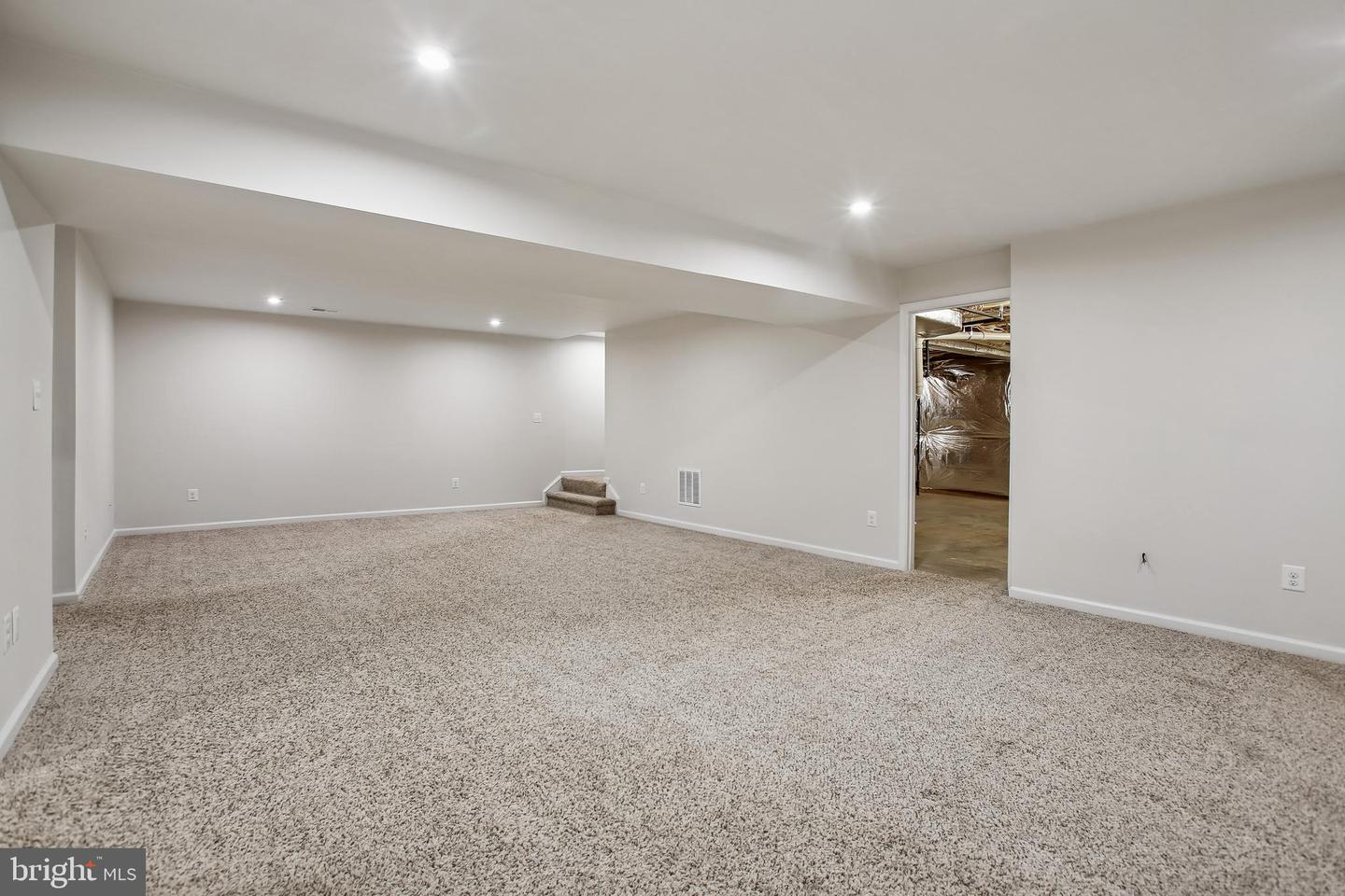 12841 HOADLY MANOR DR DR, MANASSAS, Virginia 20112, 4 Bedrooms Bedrooms, ,4 BathroomsBathrooms,Residential,For sale,12841 HOADLY MANOR DR DR,VAPW2112700 MLS # VAPW2112700