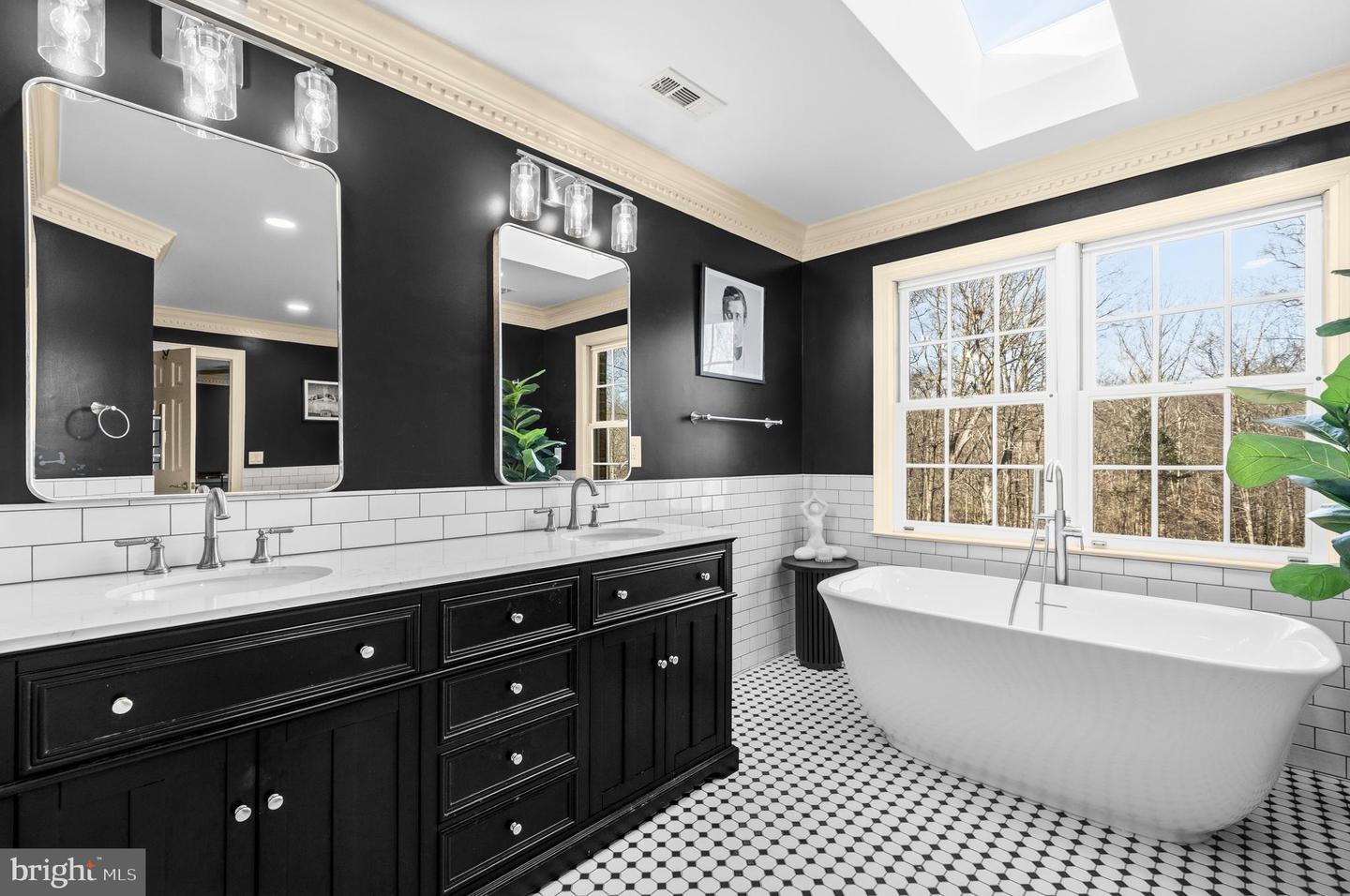 4514 DEN HAAG RD, WARRENTON, Virginia 20187, 5 Bedrooms Bedrooms, ,3 BathroomsBathrooms,Residential,For sale,4514 DEN HAAG RD,VAFQ2020608 MLS # VAFQ2020608