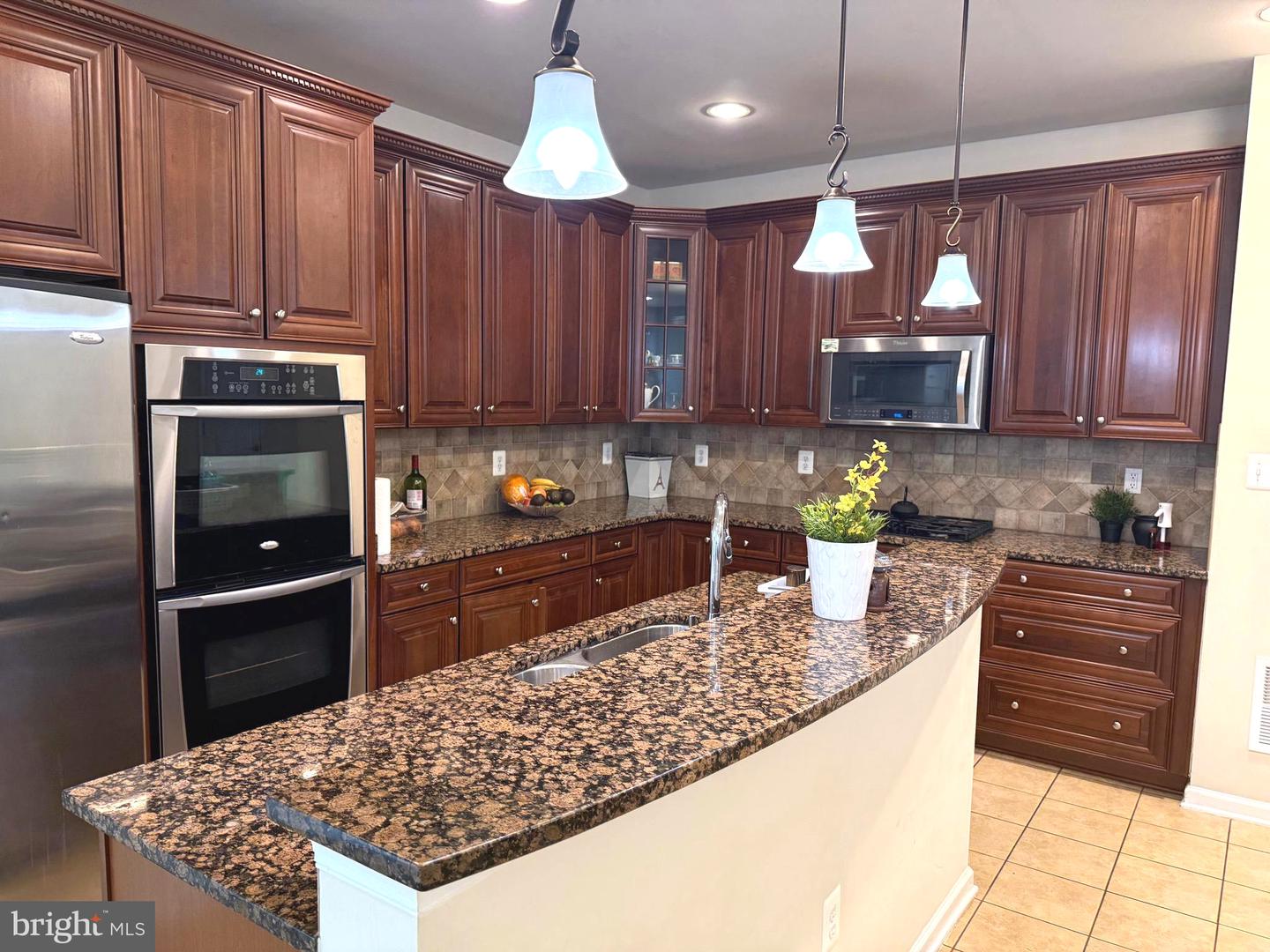 19410 FRONT ST, LEESBURG, Virginia 20176, 5 Bedrooms Bedrooms, ,4 BathroomsBathrooms,Residential,For sale,19410 FRONT ST,VALO2116176 MLS # VALO2116176