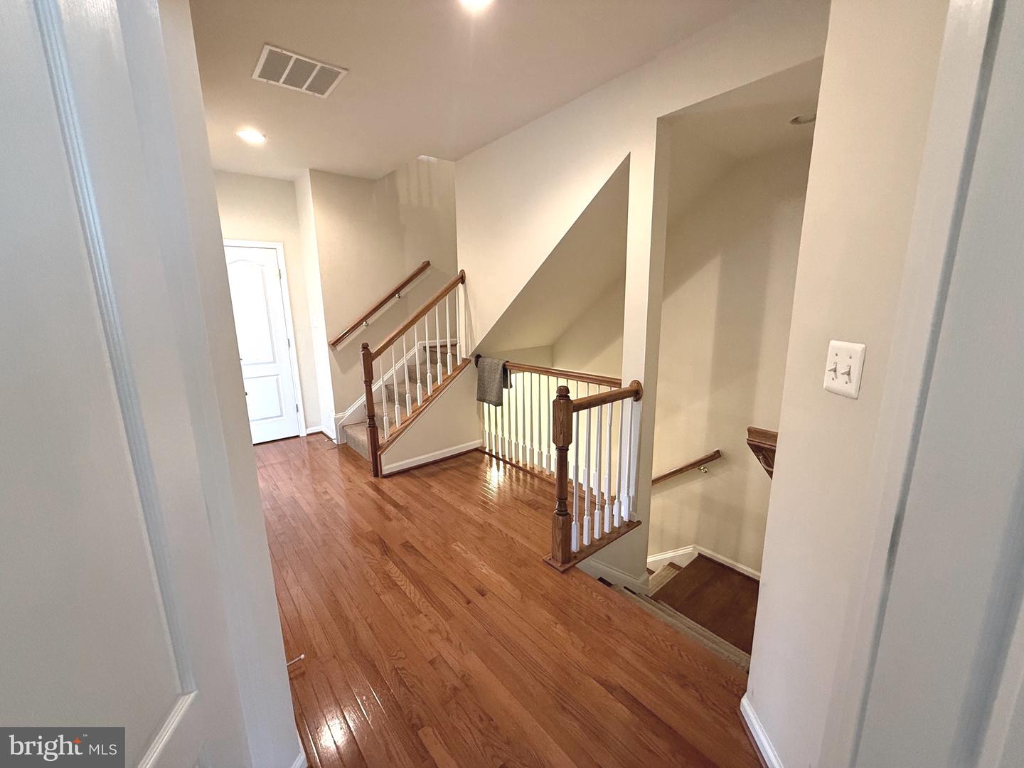 19410 FRONT ST, LEESBURG, Virginia 20176, 5 Bedrooms Bedrooms, ,4 BathroomsBathrooms,Residential,For sale,19410 FRONT ST,VALO2116176 MLS # VALO2116176