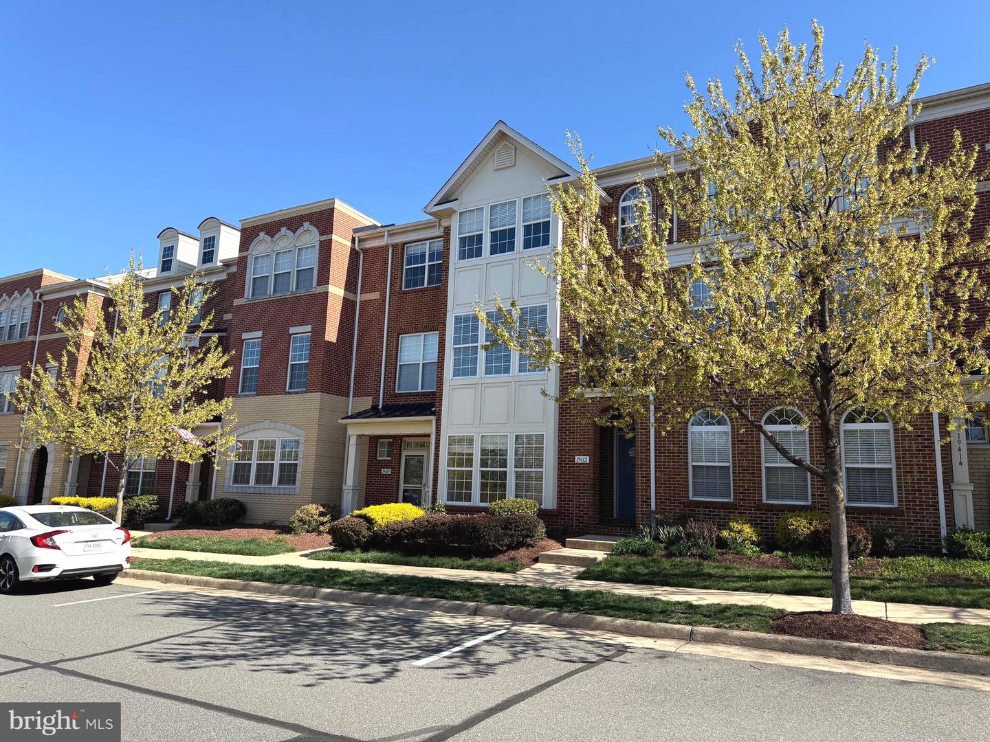 19410 FRONT ST, LEESBURG, Virginia 20176, 5 Bedrooms Bedrooms, ,4 BathroomsBathrooms,Residential,For sale,19410 FRONT ST,VALO2116176 MLS # VALO2116176