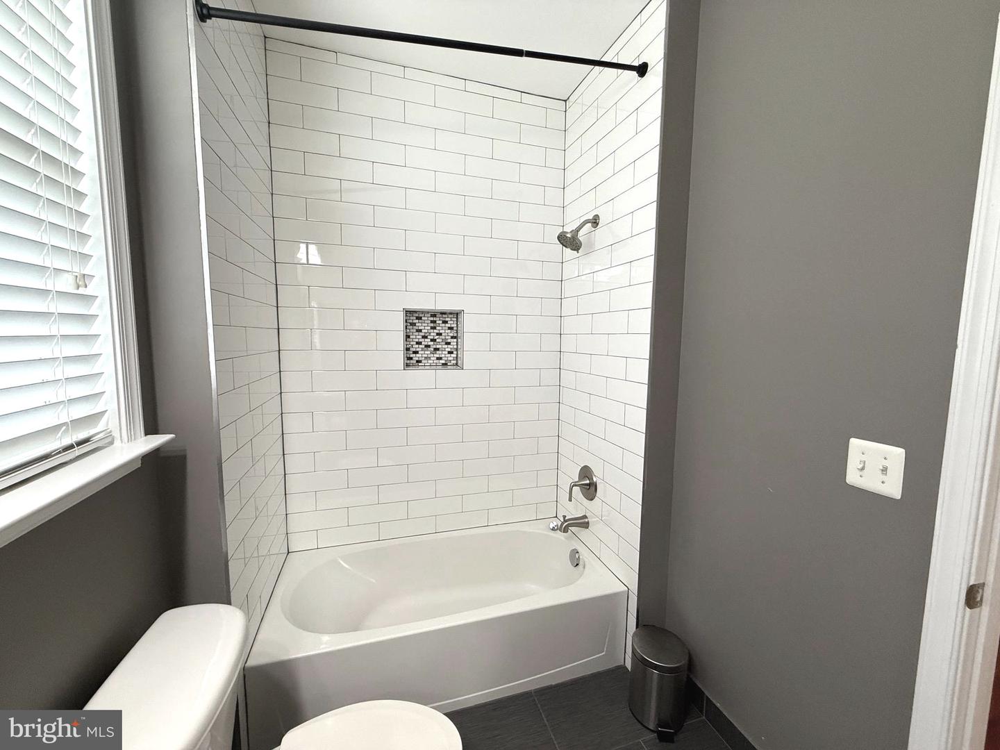 19410 FRONT ST, LEESBURG, Virginia 20176, 5 Bedrooms Bedrooms, ,4 BathroomsBathrooms,Residential,For sale,19410 FRONT ST,VALO2116176 MLS # VALO2116176