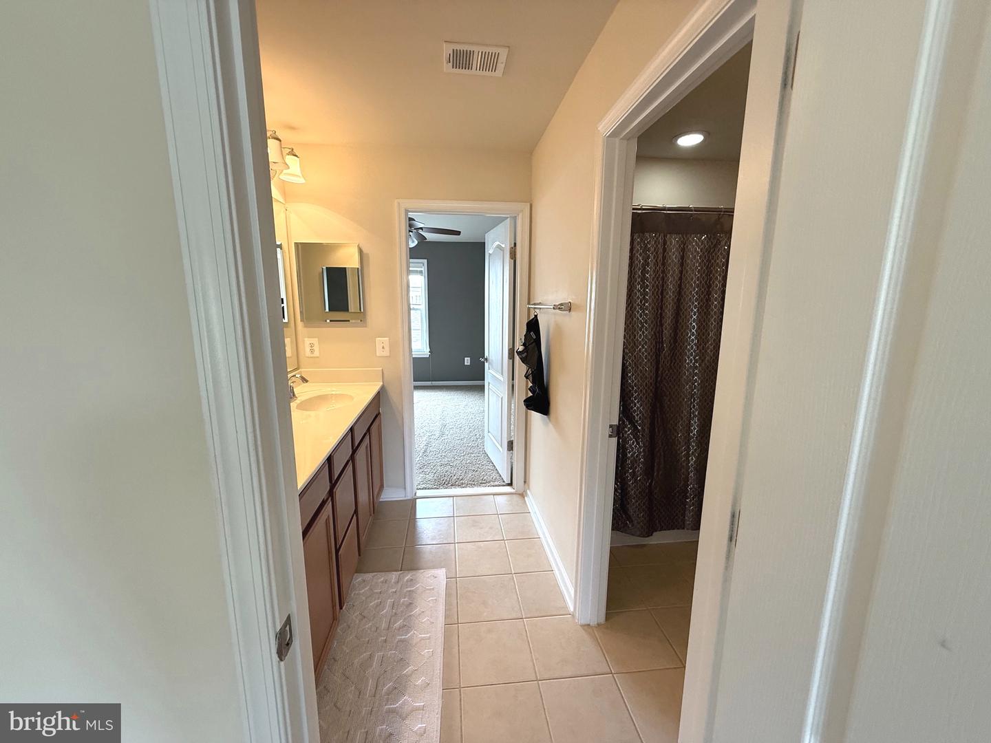 19410 FRONT ST, LEESBURG, Virginia 20176, 5 Bedrooms Bedrooms, ,4 BathroomsBathrooms,Residential,For sale,19410 FRONT ST,VALO2116176 MLS # VALO2116176