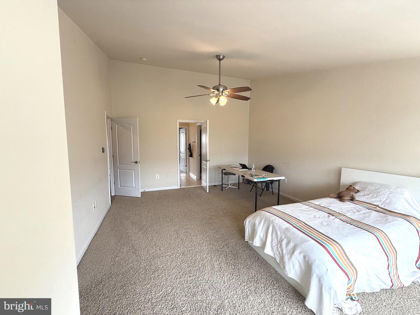 19410 FRONT ST, LEESBURG, Virginia 20176, 5 Bedrooms Bedrooms, ,4 BathroomsBathrooms,Residential,For sale,19410 FRONT ST,VALO2116176 MLS # VALO2116176