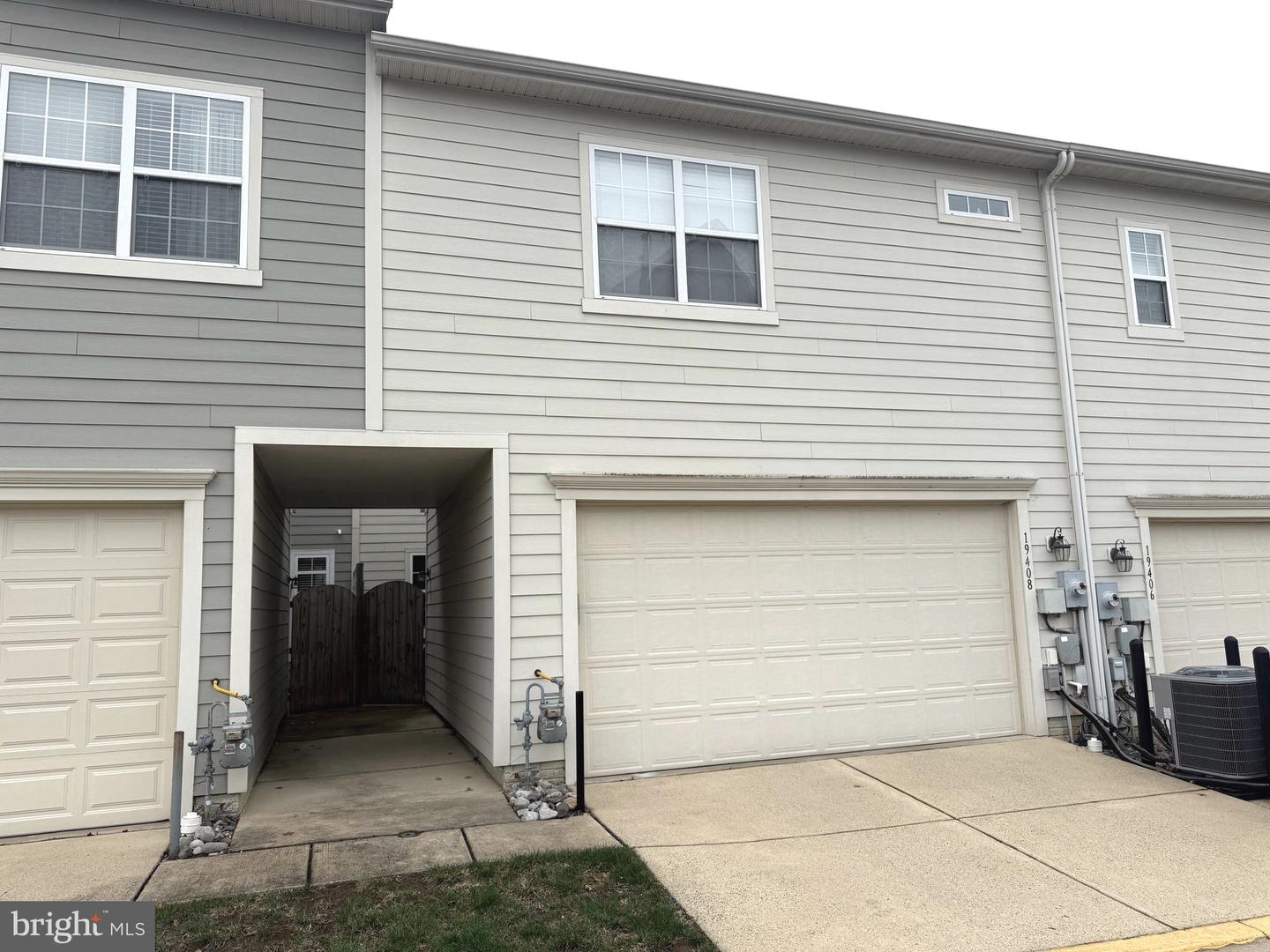 19410 FRONT ST, LEESBURG, Virginia 20176, 5 Bedrooms Bedrooms, ,4 BathroomsBathrooms,Residential,For sale,19410 FRONT ST,VALO2116176 MLS # VALO2116176