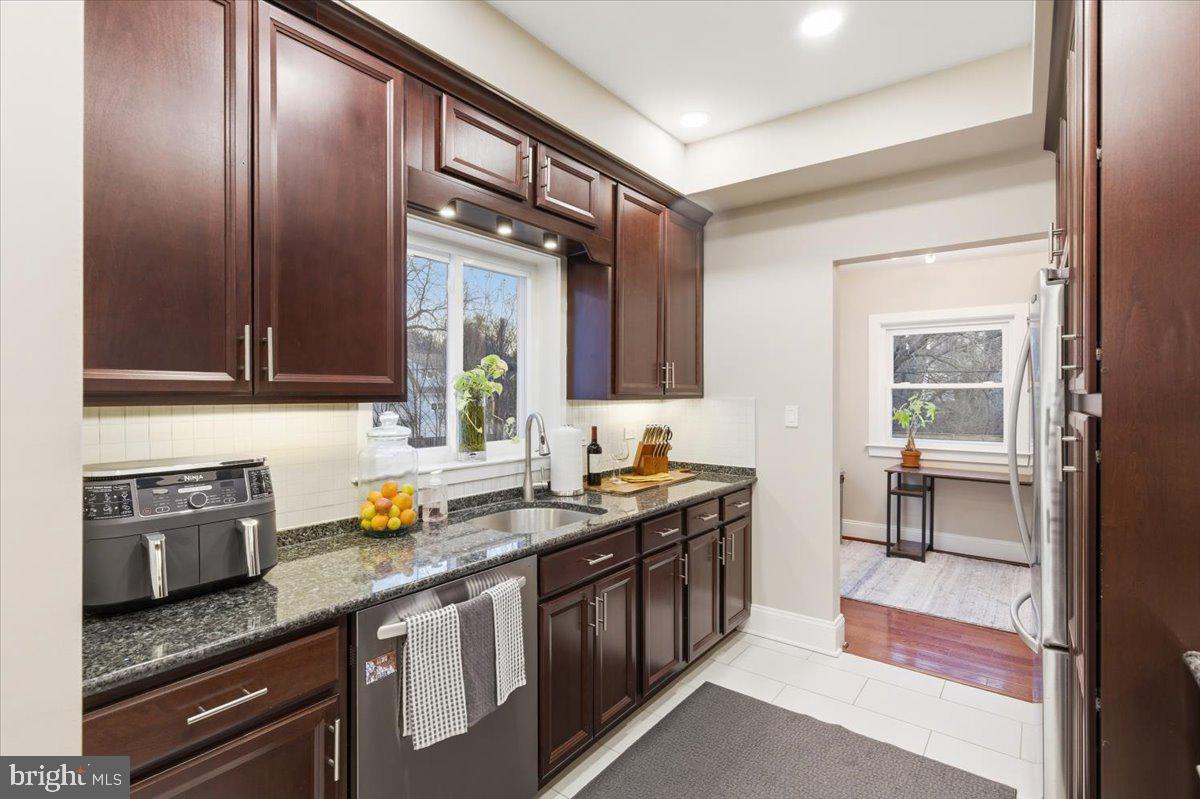 1023 19TH ST S, ARLINGTON, Virginia 22202, 4 Bedrooms Bedrooms, ,2 BathroomsBathrooms,Residential,For sale,1023 19TH ST S,VAAR2069034 MLS # VAAR2069034