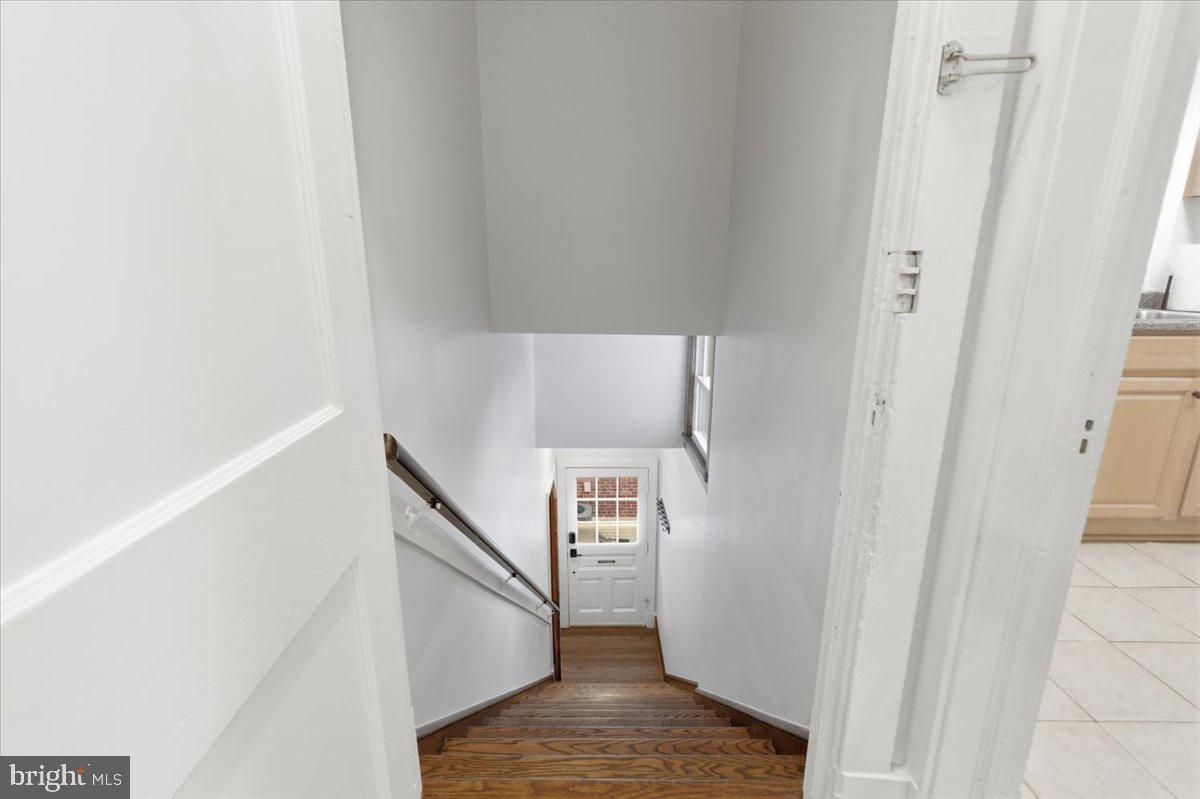 1023 19TH ST S, ARLINGTON, Virginia 22202, 4 Bedrooms Bedrooms, ,2 BathroomsBathrooms,Residential,For sale,1023 19TH ST S,VAAR2069034 MLS # VAAR2069034