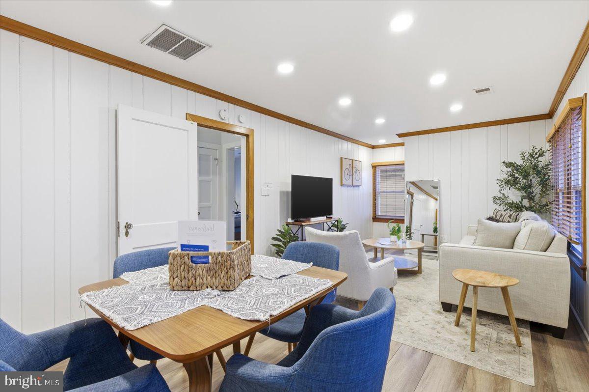 1023 19TH ST S, ARLINGTON, Virginia 22202, 4 Bedrooms Bedrooms, ,2 BathroomsBathrooms,Residential,For sale,1023 19TH ST S,VAAR2069034 MLS # VAAR2069034