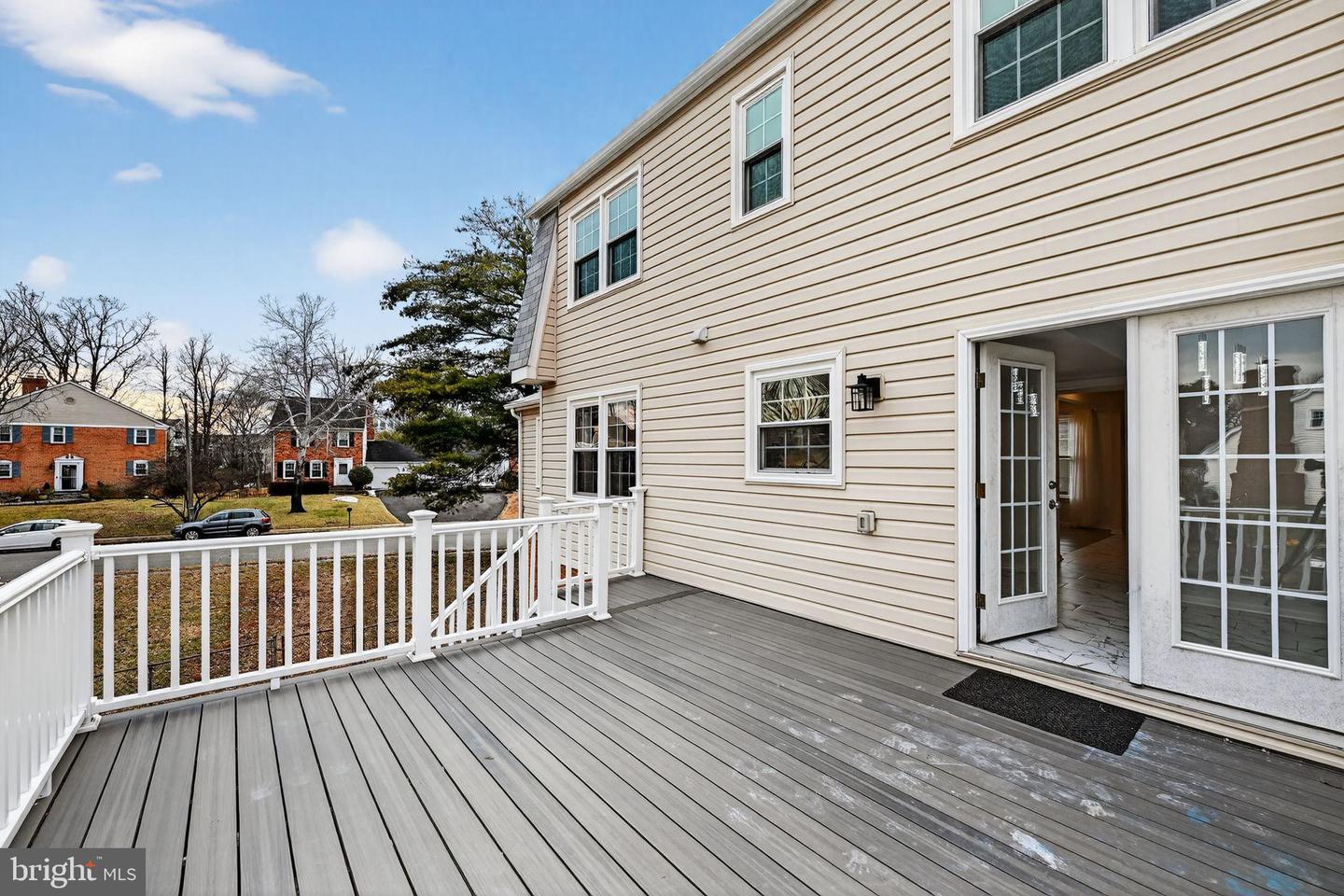 711 CAMPBELL WAY, HERNDON, Virginia 20170, 4 Bedrooms Bedrooms, 10 Rooms Rooms,3 BathroomsBathrooms,Residential,For sale,711 CAMPBELL WAY,VAFX2291668 MLS # VAFX2291668