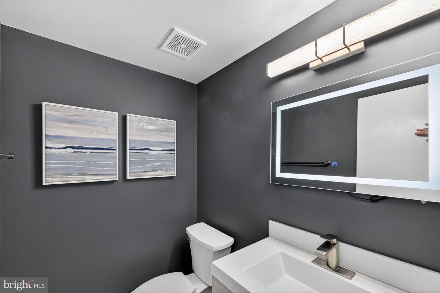 711 CAMPBELL WAY, HERNDON, Virginia 20170, 4 Bedrooms Bedrooms, 10 Rooms Rooms,3 BathroomsBathrooms,Residential,For sale,711 CAMPBELL WAY,VAFX2291668 MLS # VAFX2291668