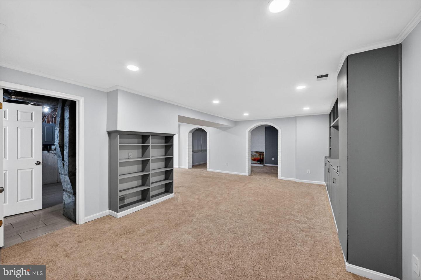 711 CAMPBELL WAY, HERNDON, Virginia 20170, 4 Bedrooms Bedrooms, 10 Rooms Rooms,3 BathroomsBathrooms,Residential,For sale,711 CAMPBELL WAY,VAFX2291668 MLS # VAFX2291668