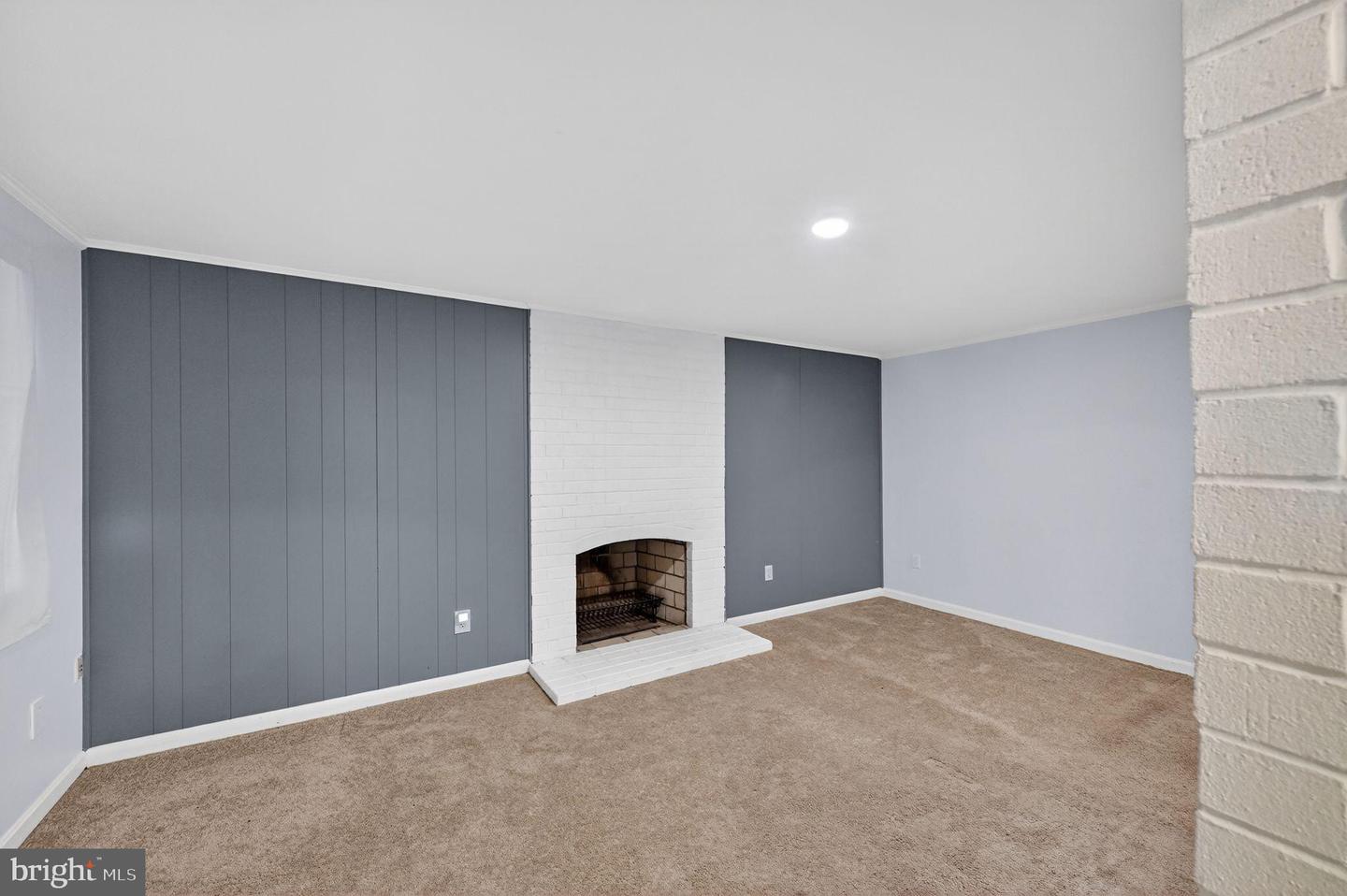 711 CAMPBELL WAY, HERNDON, Virginia 20170, 4 Bedrooms Bedrooms, 10 Rooms Rooms,3 BathroomsBathrooms,Residential,For sale,711 CAMPBELL WAY,VAFX2291668 MLS # VAFX2291668