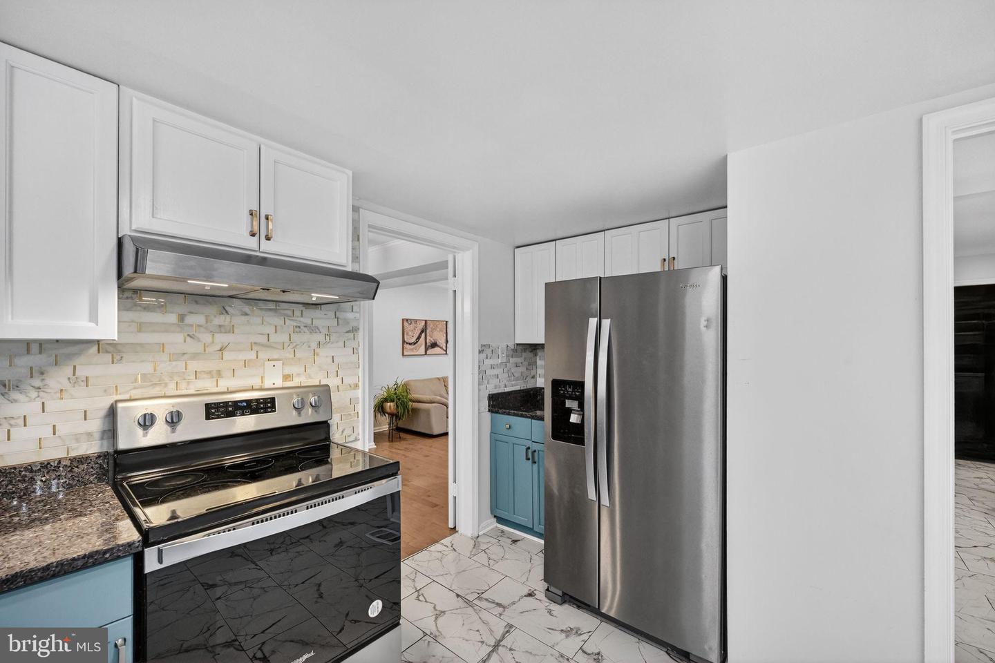 711 CAMPBELL WAY, HERNDON, Virginia 20170, 4 Bedrooms Bedrooms, 10 Rooms Rooms,3 BathroomsBathrooms,Residential,For sale,711 CAMPBELL WAY,VAFX2291668 MLS # VAFX2291668