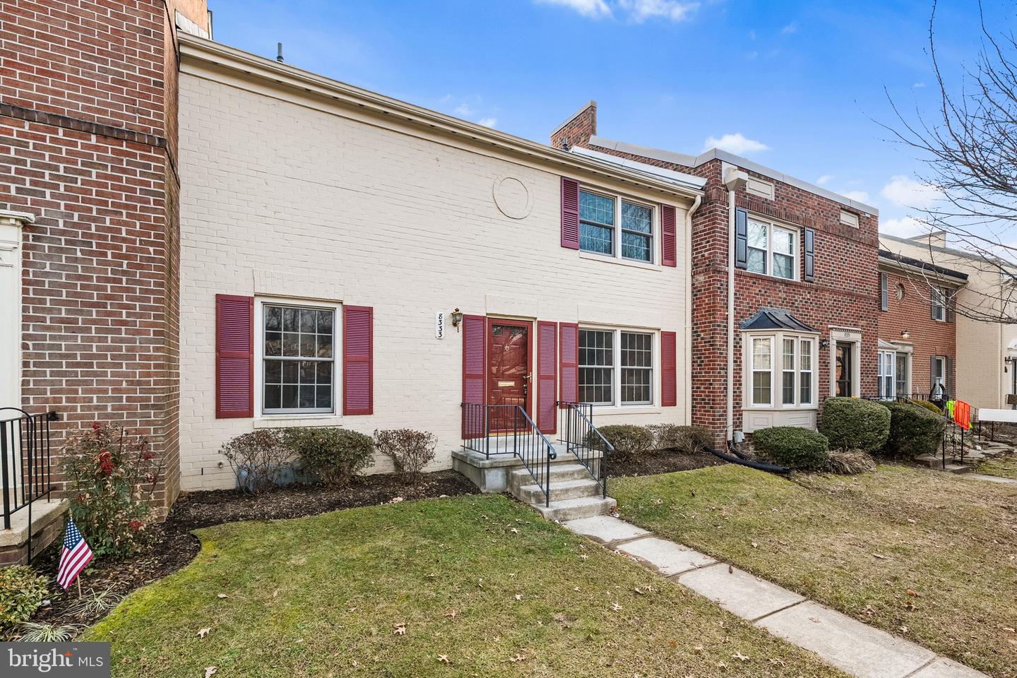 8333 GARFIELD CT, SPRINGFIELD, Virginia 22152, 4 Bedrooms Bedrooms, ,2 BathroomsBathrooms,Residential,For sale,8333 GARFIELD CT,VAFX2291700 MLS # VAFX2291700