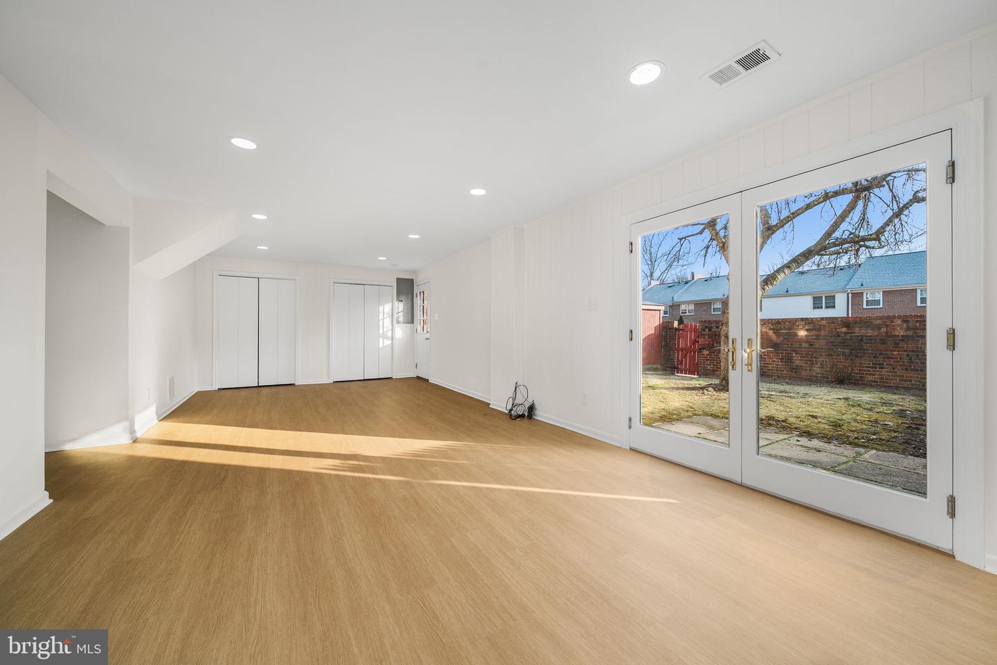 8333 GARFIELD CT, SPRINGFIELD, Virginia 22152, 4 Bedrooms Bedrooms, ,2 BathroomsBathrooms,Residential,For sale,8333 GARFIELD CT,VAFX2291700 MLS # VAFX2291700