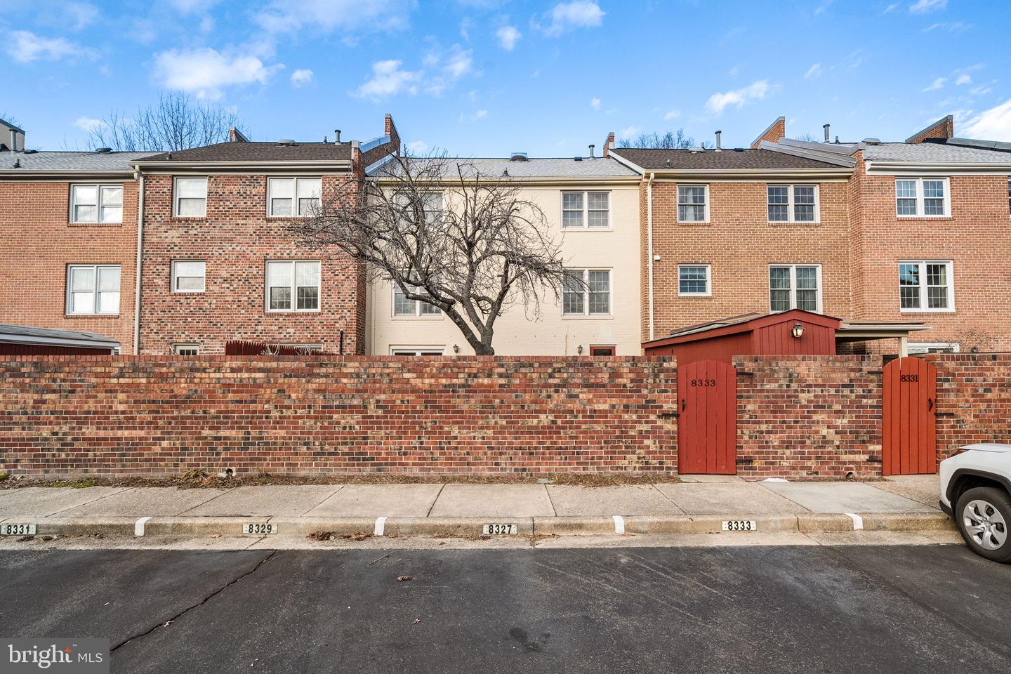 8333 GARFIELD CT, SPRINGFIELD, Virginia 22152, 4 Bedrooms Bedrooms, ,2 BathroomsBathrooms,Residential,For sale,8333 GARFIELD CT,VAFX2291700 MLS # VAFX2291700