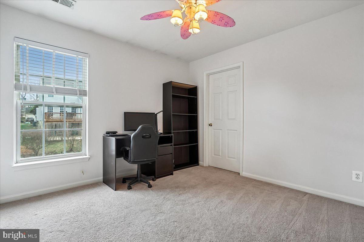 9617 LAURENCEKIRK PL, BRISTOW, Virginia 20136, 4 Bedrooms Bedrooms, 15 Rooms Rooms,3 BathroomsBathrooms,Residential,For sale,9617 LAURENCEKIRK PL,VAPW2112782 MLS # VAPW2112782