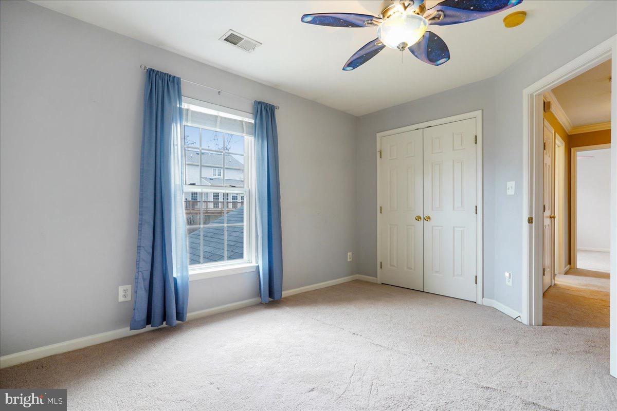 9617 LAURENCEKIRK PL, BRISTOW, Virginia 20136, 4 Bedrooms Bedrooms, 15 Rooms Rooms,3 BathroomsBathrooms,Residential,For sale,9617 LAURENCEKIRK PL,VAPW2112782 MLS # VAPW2112782