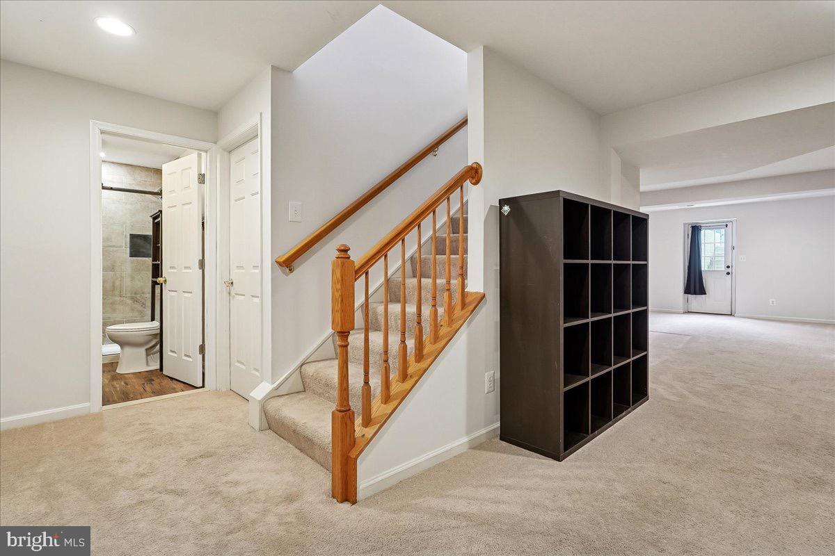 9617 LAURENCEKIRK PL, BRISTOW, Virginia 20136, 4 Bedrooms Bedrooms, 15 Rooms Rooms,3 BathroomsBathrooms,Residential,For sale,9617 LAURENCEKIRK PL,VAPW2112782 MLS # VAPW2112782