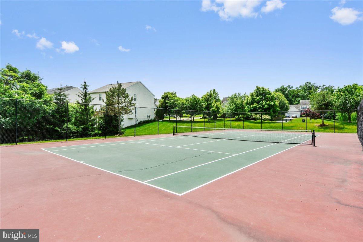 9617 LAURENCEKIRK PL, BRISTOW, Virginia 20136, 4 Bedrooms Bedrooms, 15 Rooms Rooms,3 BathroomsBathrooms,Residential,For sale,9617 LAURENCEKIRK PL,VAPW2112782 MLS # VAPW2112782