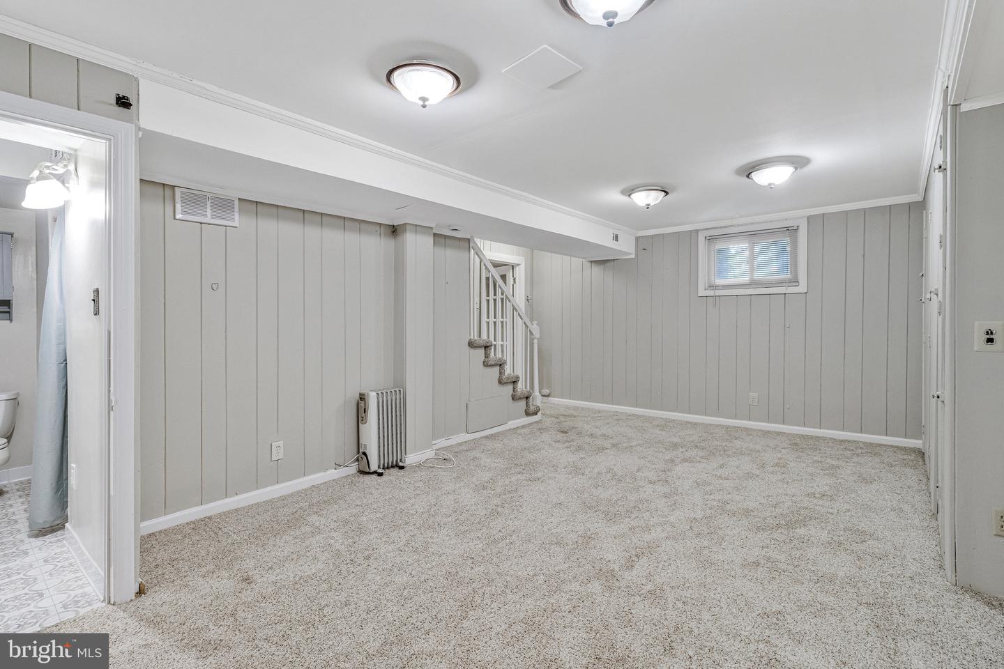 1714 33RD PL SE, WASHINGTON, District Of Columbia 20020, 4 Bedrooms Bedrooms, ,2 BathroomsBathrooms,Residential,For sale,1714 33RD PL SE,DCDC2246812 MLS # DCDC2246812