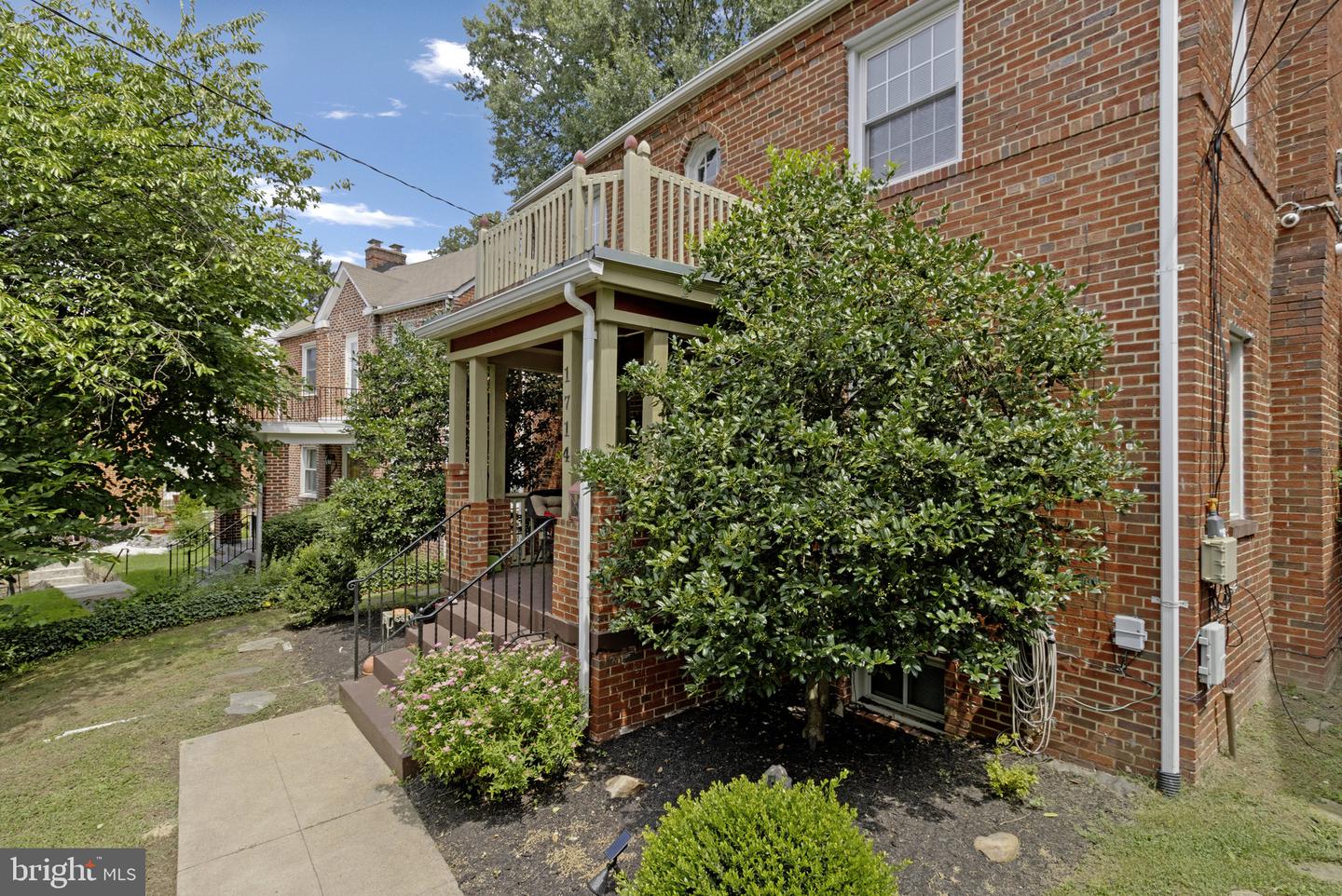 1714 33RD PL SE, WASHINGTON, District Of Columbia 20020, 4 Bedrooms Bedrooms, ,2 BathroomsBathrooms,Residential,For sale,1714 33RD PL SE,DCDC2246812 MLS # DCDC2246812