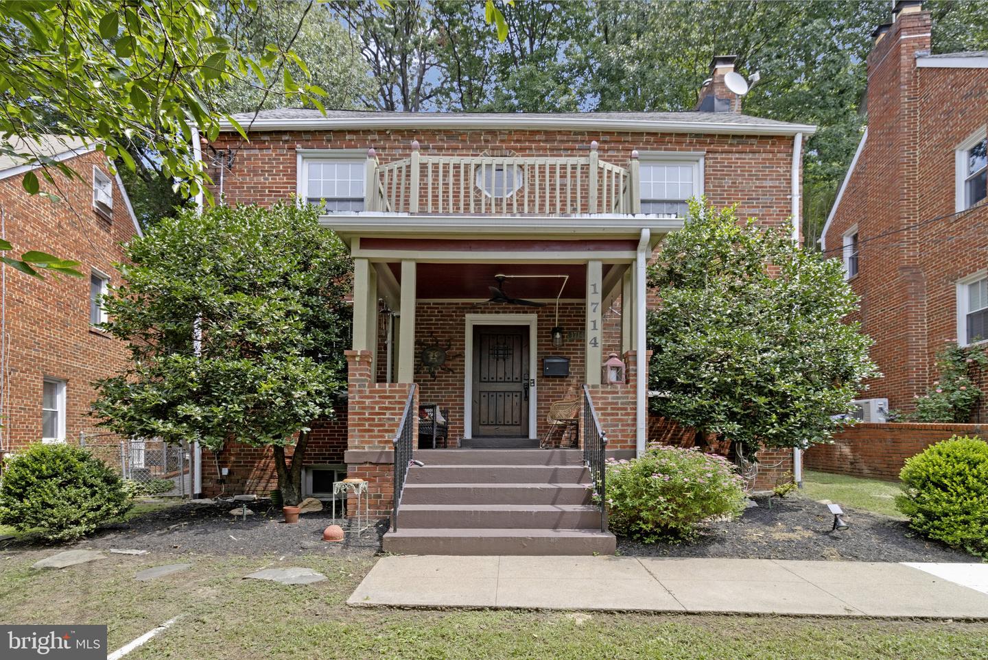 1714 33RD PL SE, WASHINGTON, District Of Columbia 20020, 4 Bedrooms Bedrooms, ,2 BathroomsBathrooms,Residential,For sale,1714 33RD PL SE,DCDC2246812 MLS # DCDC2246812