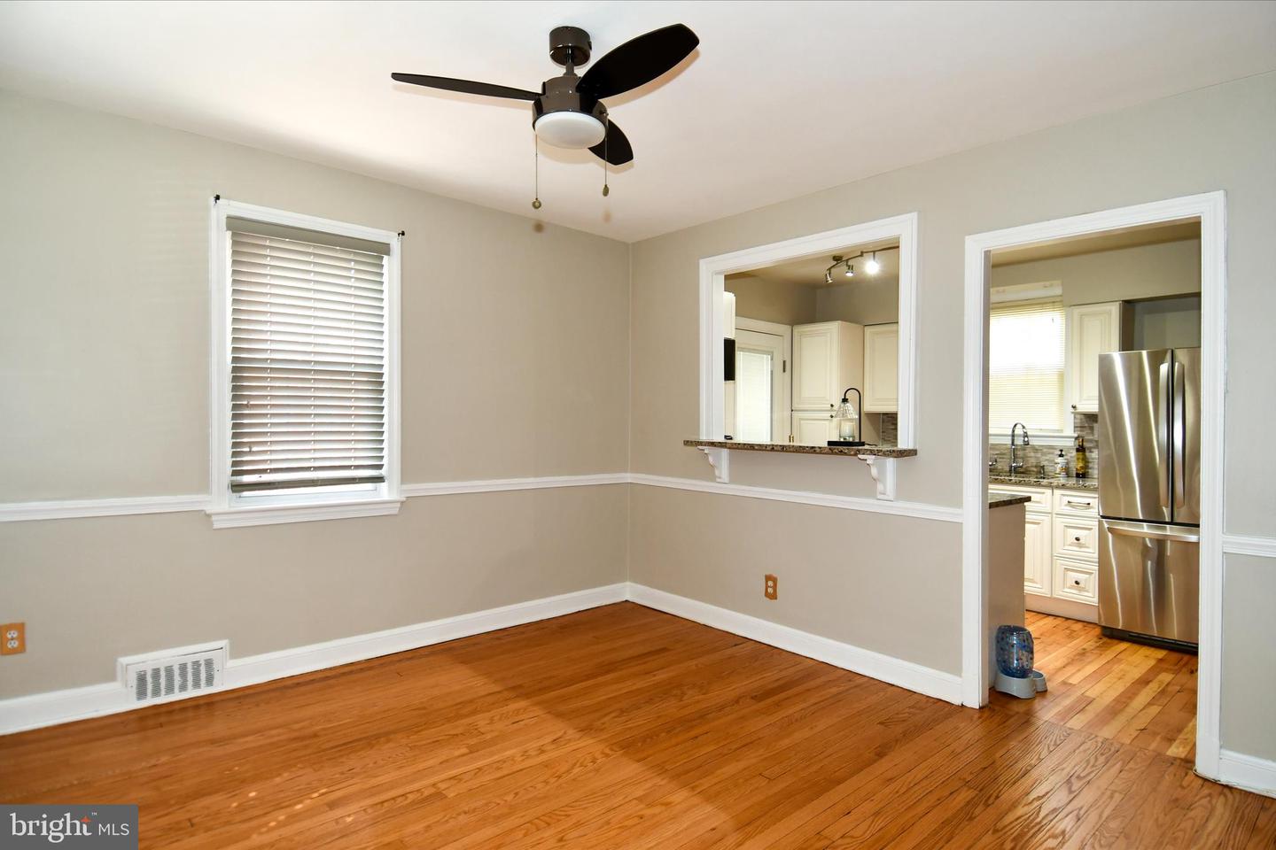 1714 33RD PL SE, WASHINGTON, District Of Columbia 20020, 4 Bedrooms Bedrooms, ,2 BathroomsBathrooms,Residential,For sale,1714 33RD PL SE,DCDC2246812 MLS # DCDC2246812