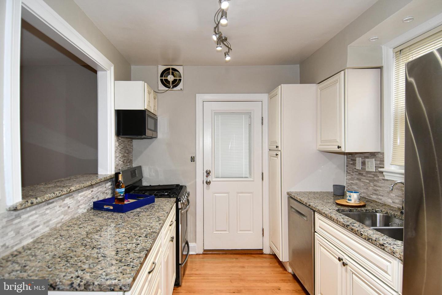 1714 33RD PL SE, WASHINGTON, District Of Columbia 20020, 4 Bedrooms Bedrooms, ,2 BathroomsBathrooms,Residential,For sale,1714 33RD PL SE,DCDC2246812 MLS # DCDC2246812