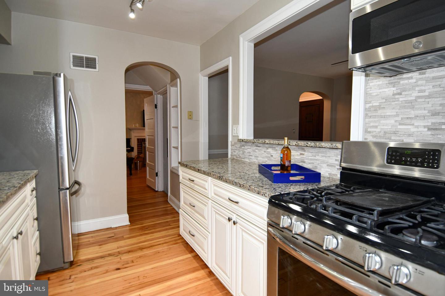 1714 33RD PL SE, WASHINGTON, District Of Columbia 20020, 4 Bedrooms Bedrooms, ,2 BathroomsBathrooms,Residential,For sale,1714 33RD PL SE,DCDC2246812 MLS # DCDC2246812