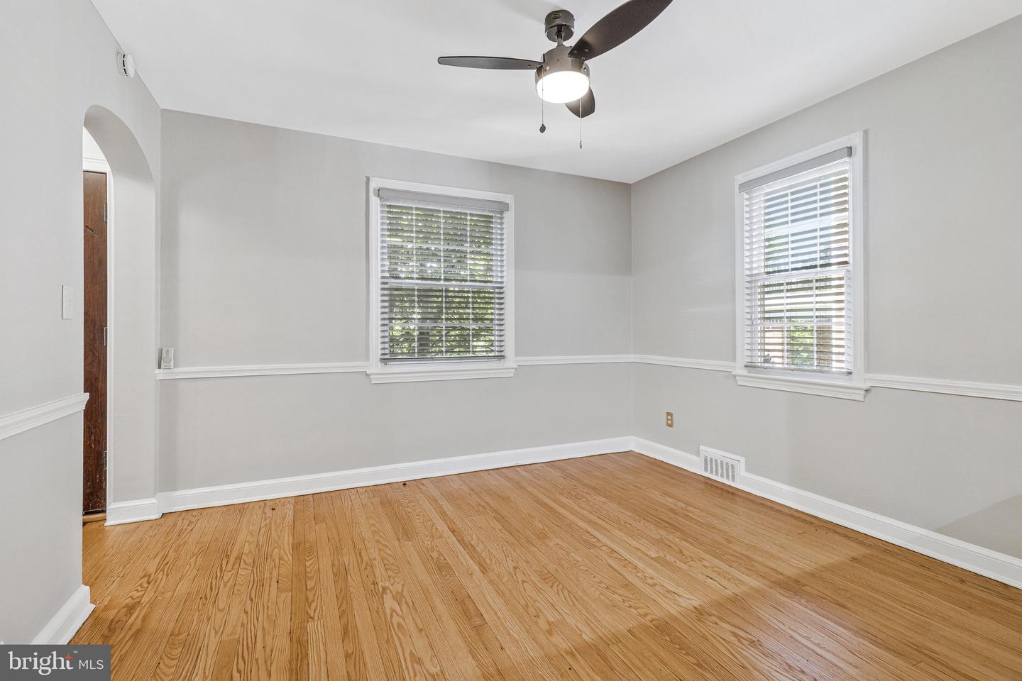 1714 33RD PL SE, WASHINGTON, District Of Columbia 20020, 4 Bedrooms Bedrooms, ,2 BathroomsBathrooms,Residential,For sale,1714 33RD PL SE,DCDC2246812 MLS # DCDC2246812