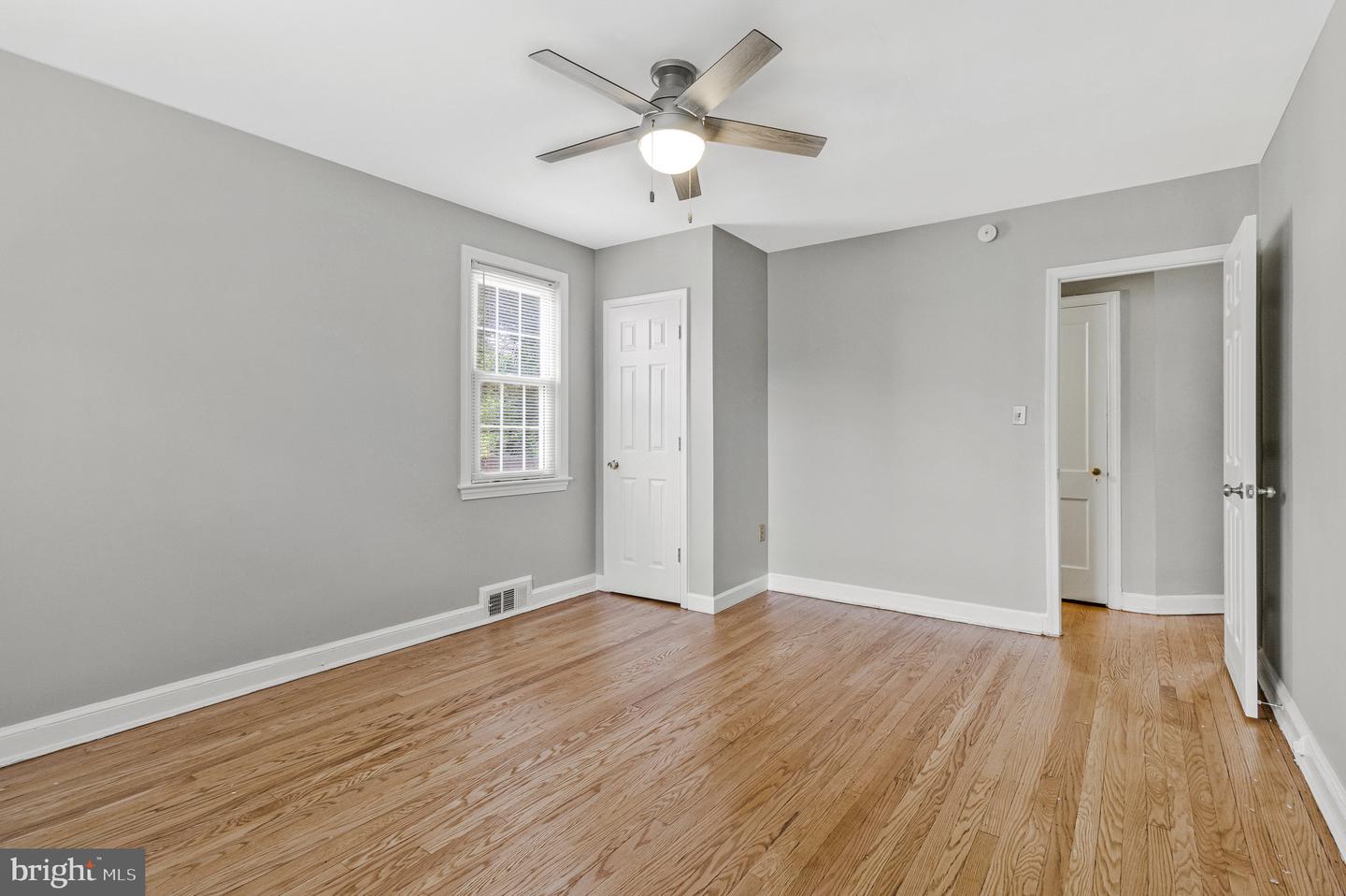 1714 33RD PL SE, WASHINGTON, District Of Columbia 20020, 4 Bedrooms Bedrooms, ,2 BathroomsBathrooms,Residential,For sale,1714 33RD PL SE,DCDC2246812 MLS # DCDC2246812