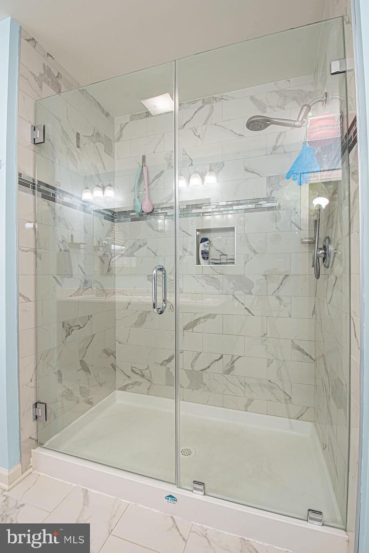 1123 EWELL ST, FRONT ROYAL, Virginia 22630, 5 Bedrooms Bedrooms, ,3 BathroomsBathrooms,Residential,For sale,1123 EWELL ST,VAWR2013454 MLS # VAWR2013454