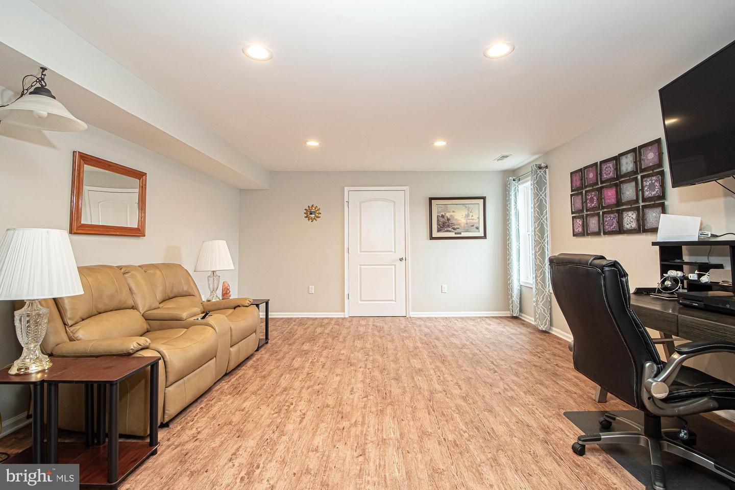 1123 EWELL ST, FRONT ROYAL, Virginia 22630, 5 Bedrooms Bedrooms, ,3 BathroomsBathrooms,Residential,For sale,1123 EWELL ST,VAWR2013454 MLS # VAWR2013454