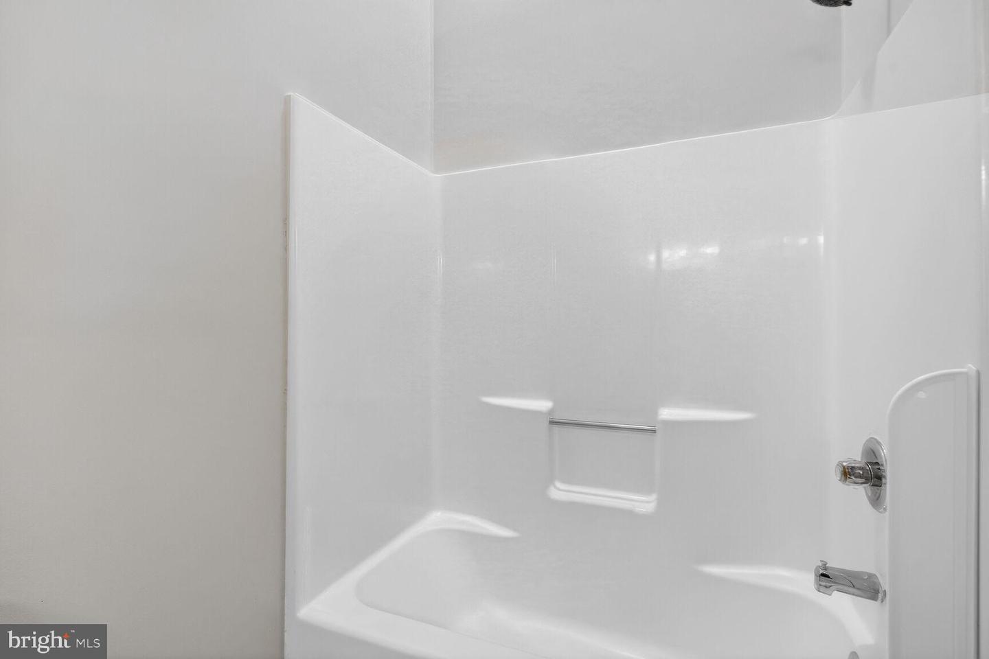 119 RIVER RD, OCCOQUAN, Virginia 22125, 4 Bedrooms Bedrooms, ,3 BathroomsBathrooms,Residential,For sale,119 RIVER RD,VAPW2112800 MLS # VAPW2112800