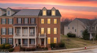 22476 DINAH PL, LEESBURG, Virginia 20175, 4 Bedrooms Bedrooms, 15 Rooms Rooms,3 BathroomsBathrooms,Residential,For sale,22476 DINAH PL,VALO2116234 MLS # VALO2116234