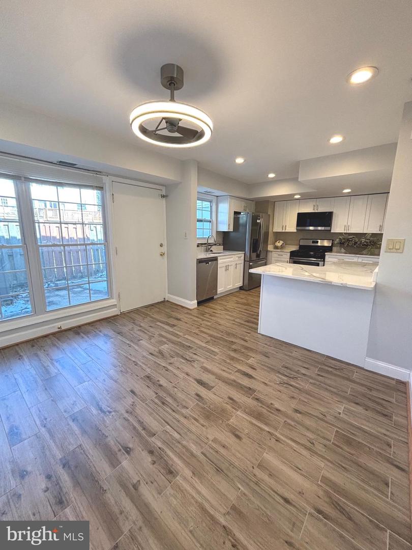 7800 WINONA CT, ANNANDALE, Virginia 22003, 3 Bedrooms Bedrooms, ,2 BathroomsBathrooms,Residential,For sale,7800 WINONA CT,VAFX2291762 MLS # VAFX2291762