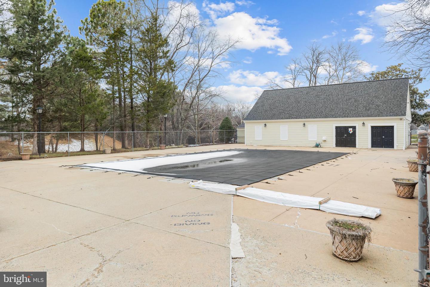 5815 ORCHARD HILL CT #5815, CLIFTON, Virginia 20124, 1 Bedroom Bedrooms, ,1 BathroomBathrooms,Residential,For sale,5815 ORCHARD HILL CT #5815,VAFX2291774 MLS # VAFX2291774