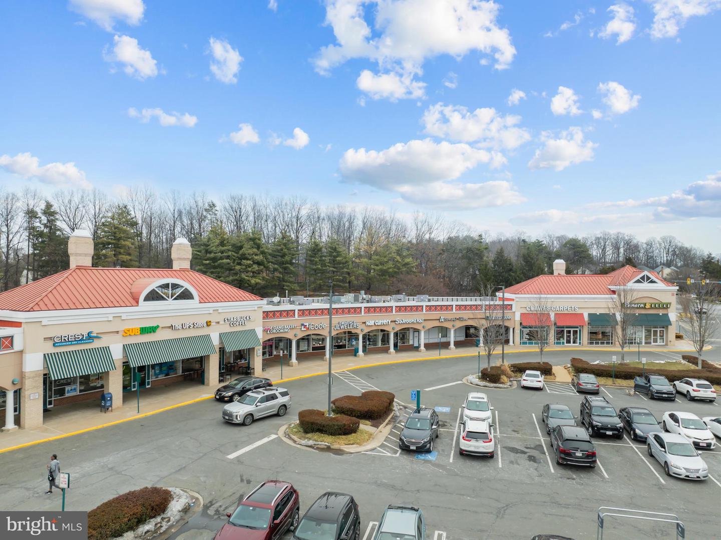 5815 ORCHARD HILL CT #5815, CLIFTON, Virginia 20124, 1 Bedroom Bedrooms, ,1 BathroomBathrooms,Residential,For sale,5815 ORCHARD HILL CT #5815,VAFX2291774 MLS # VAFX2291774