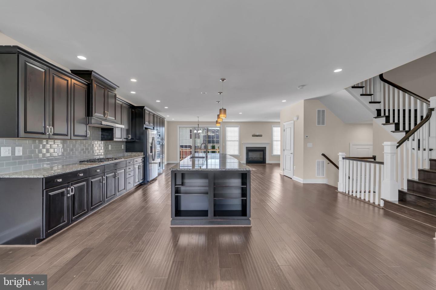 43157 CLARENDON SQ, ASHBURN, Virginia 20148, 3 Bedrooms Bedrooms, ,3 BathroomsBathrooms,Residential,For sale,43157 CLARENDON SQ,VALO2116254 MLS # VALO2116254