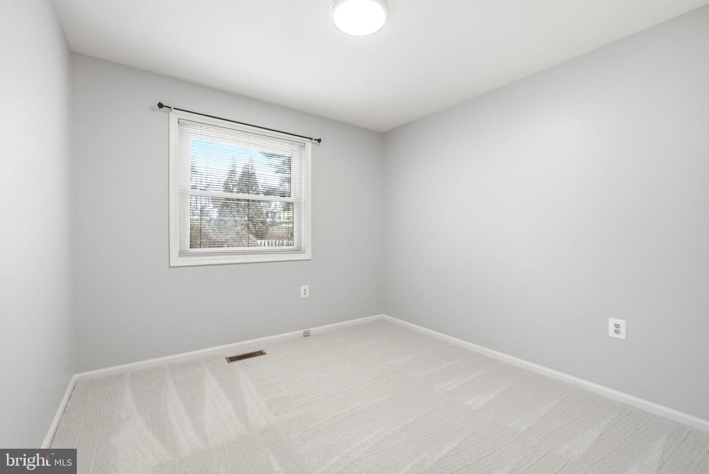 5844 KARA PL, BURKE, Virginia 22015, 3 Bedrooms Bedrooms, ,2 BathroomsBathrooms,Residential,For sale,5844 KARA PL,VAFX2291820 MLS # VAFX2291820