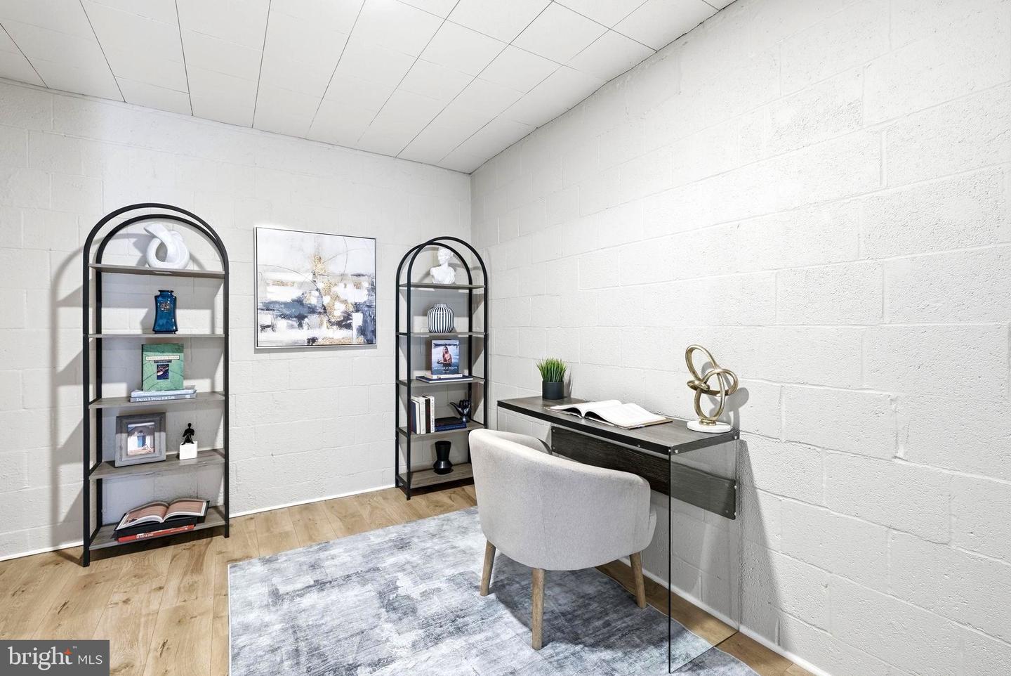 5844 KARA PL, BURKE, Virginia 22015, 3 Bedrooms Bedrooms, ,2 BathroomsBathrooms,Residential,For sale,5844 KARA PL,VAFX2291820 MLS # VAFX2291820