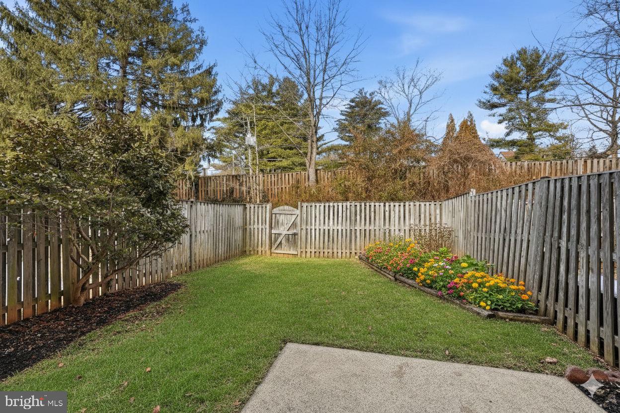 5844 KARA PL, BURKE, Virginia 22015, 3 Bedrooms Bedrooms, ,2 BathroomsBathrooms,Residential,For sale,5844 KARA PL,VAFX2291820 MLS # VAFX2291820