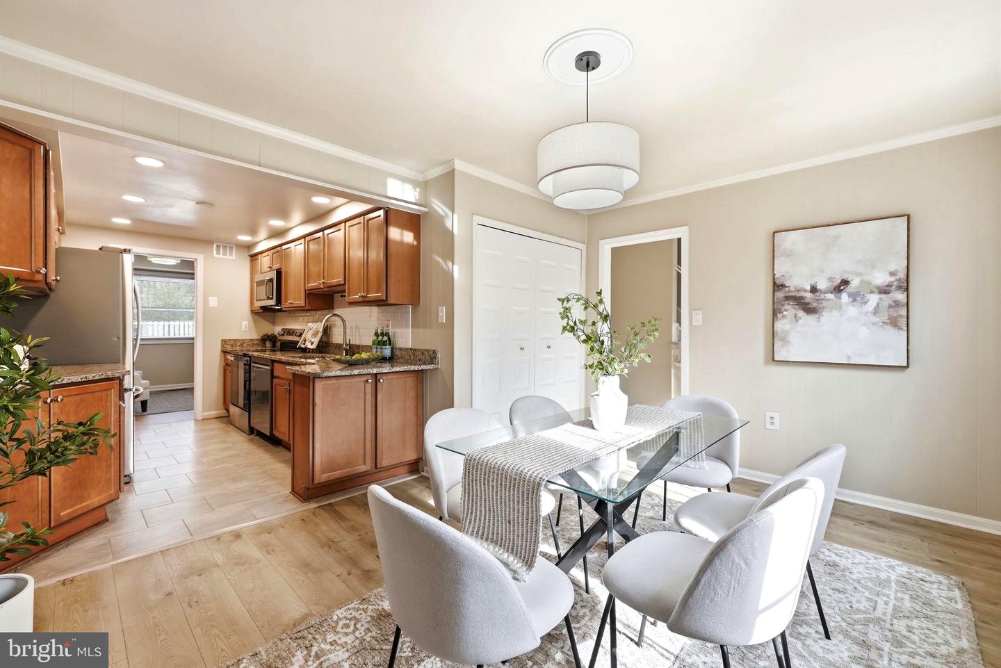 5844 KARA PL, BURKE, Virginia 22015, 3 Bedrooms Bedrooms, ,2 BathroomsBathrooms,Residential,For sale,5844 KARA PL,VAFX2291820 MLS # VAFX2291820